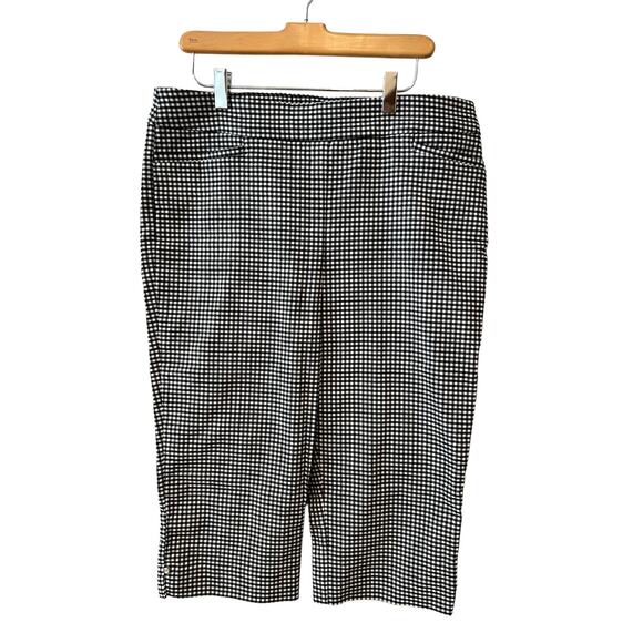 Chicos Black & White Gingham Capri Pants - Picture 1 of 5